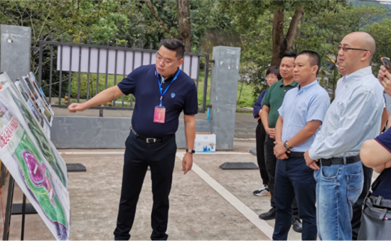 项目调研丨旅投创新公司党委副书记刘荣欣带队赴川旅文投公司调研金龙长城景区